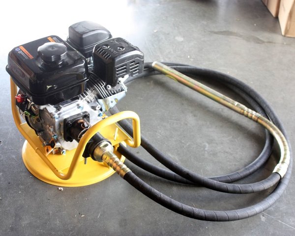 6HP Gas Concrete Vibrator W 18 Ft Flexible Hose & Swivel Base EPA